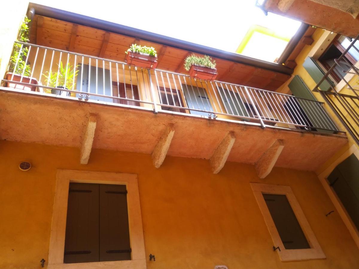 Gecko'S Balcony Apartment Verona Bagian luar foto